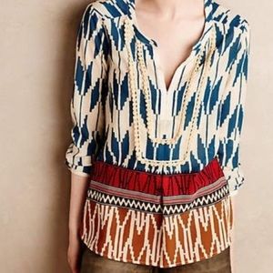 Maeve/Anthropologie Rohanna Pom Pom Ikat print shirt size 4.